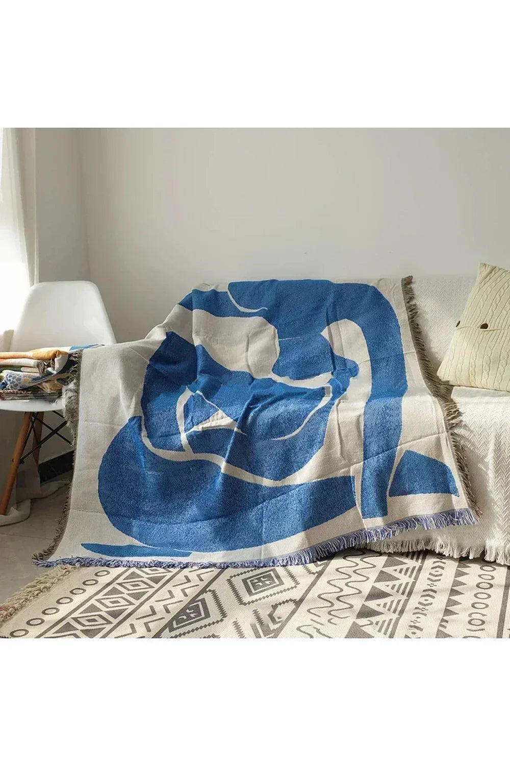 Abstract Blue Muse Polyester Blanket with Artistic Design