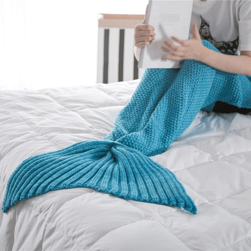 Soft and Warm Mermaid Throw Blanket for All Seasons